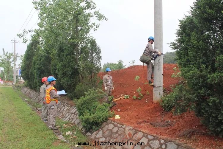 中(zhōng)電(diàn)凱源作(zuò)为(wèi)示範單位(wèi)参與(yǔ)國(guó)网(wǎng)赤壁(bì)供電(diàn)公(gōng)司安(ān)全(quán)作(zuò)業現(xiàn)场(chǎng)觀摩会(huì)(图(tú)5) 中(zhōng)電(diàn)凱源作(zuò)为(wèi)示範單位(wèi)参與(yǔ)國(guó)网(wǎng)赤壁(bì)供電(diàn)公(gōng)司安(ān)全(quán)作(zuò)業現(xiàn)场(chǎng)觀摩会(huì)(图(tú)5)
