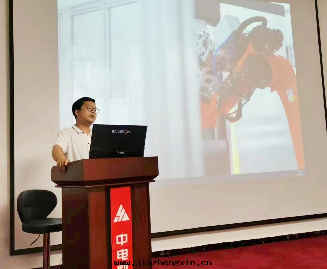 图(tú)片2.jpg 图(tú)片2.jpg